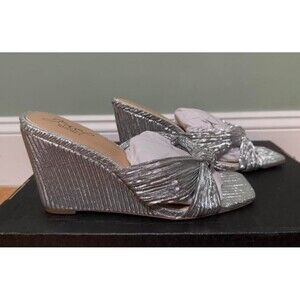 Jewel Badgley Mischka Women's Hype Wedge Sandal, Silver Fabric, Size 9